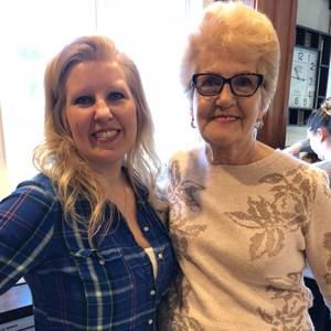 Meet your Posher, Kelly